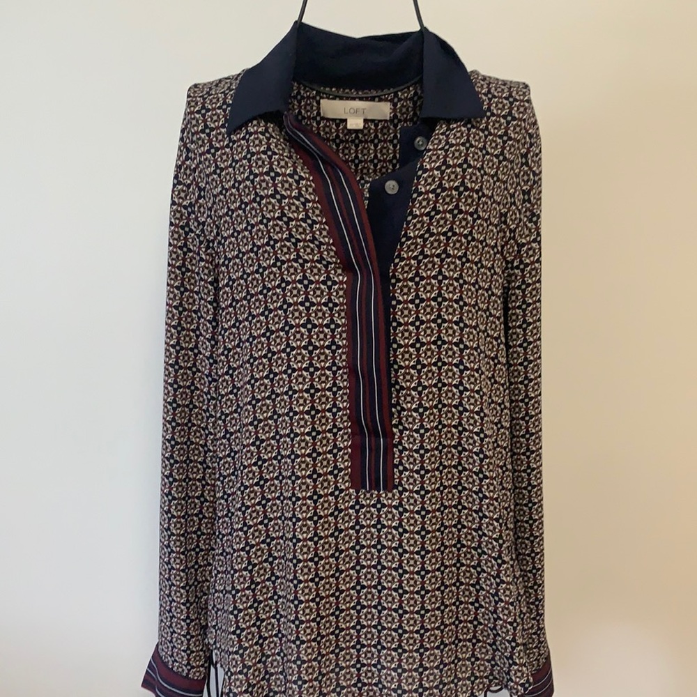 Loft long sleeve top- navy, maroon and gray